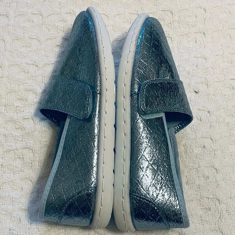 Austin Clothing‎ Co. Kids Metallic Blue Moccasins